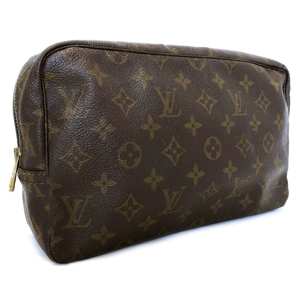 Louis Vuitton True Pouch Large LV Bag Shoulder Monogram Toilet